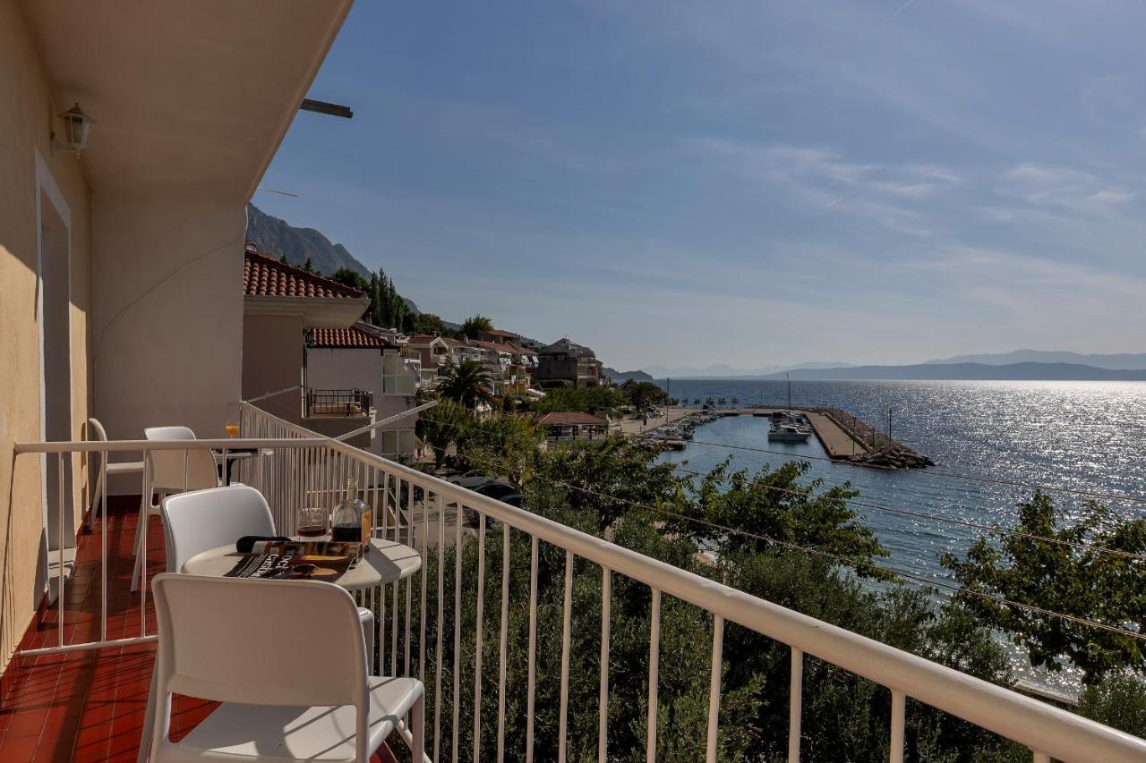 Apartments By The Sea Podgora, Makarska - 2596 Eksteriør billede