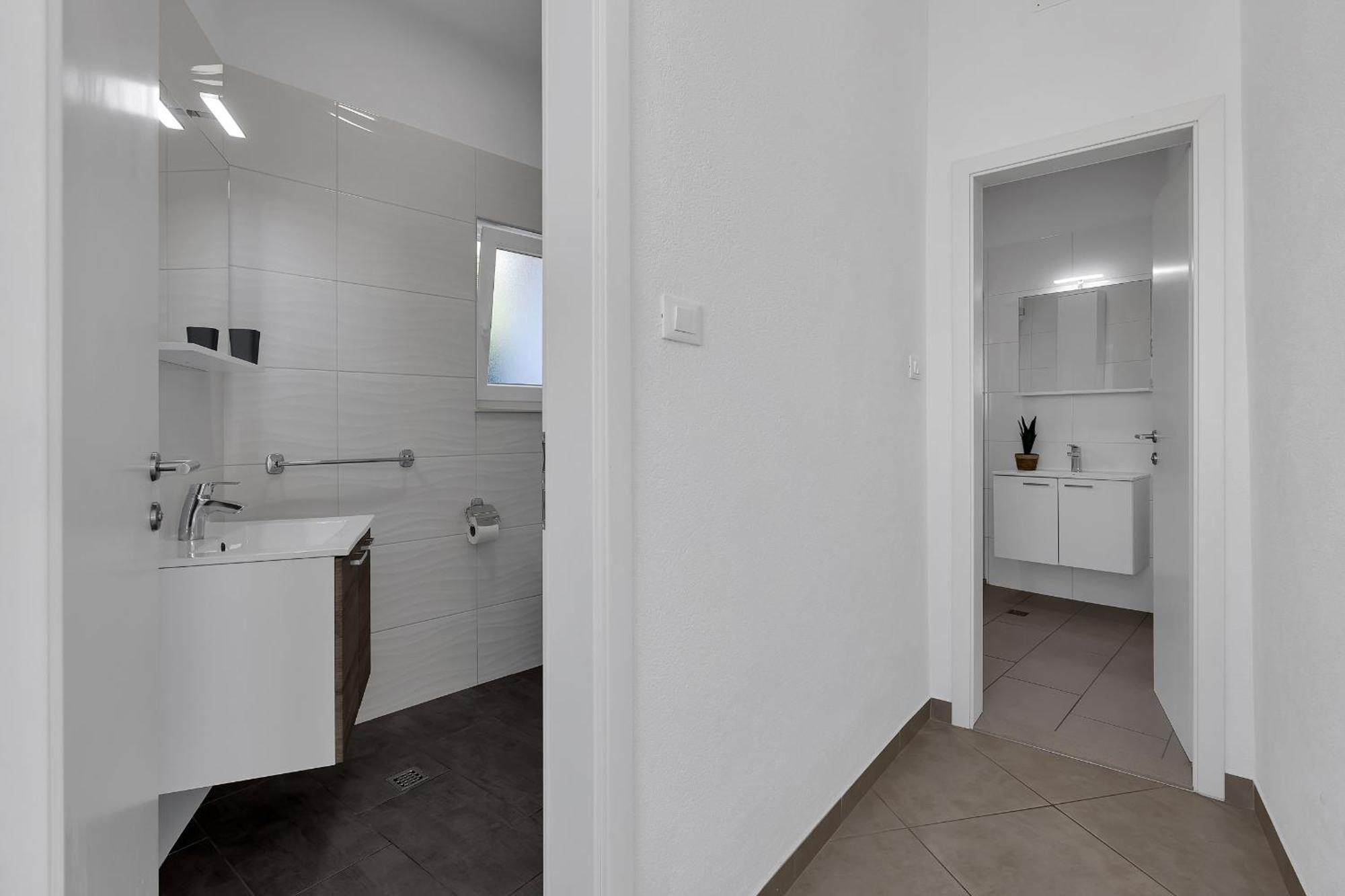 Apartments By The Sea Podgora, Makarska - 2596 Værelse billede